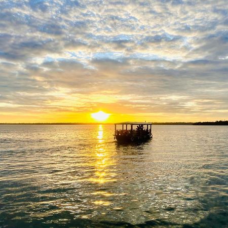 Riverrootsstays Mundrothuruth Dış mekan fotoğraf